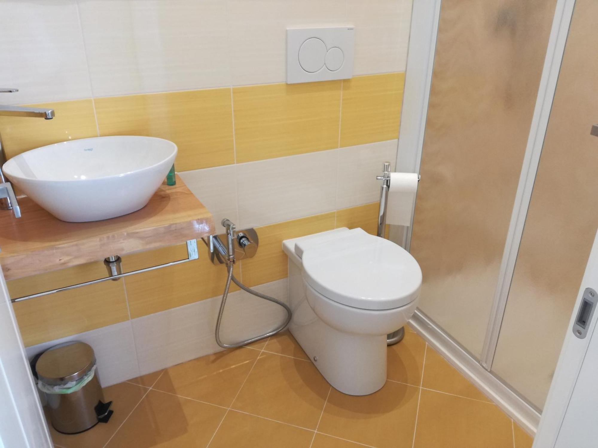 Il Grattacielo B&B Livourne Extérieur photo
